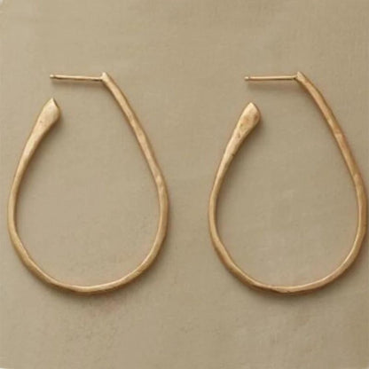 Schitterende Gouden Oorbel voor dagelijks gebruik