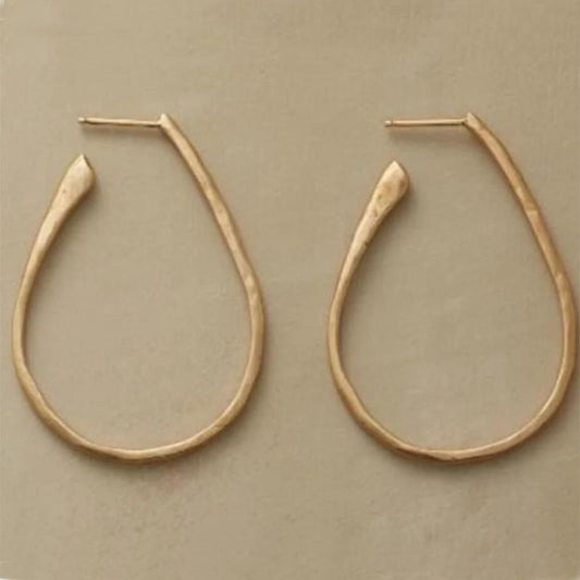 Schitterende Gouden Oorbel voor dagelijks gebruik