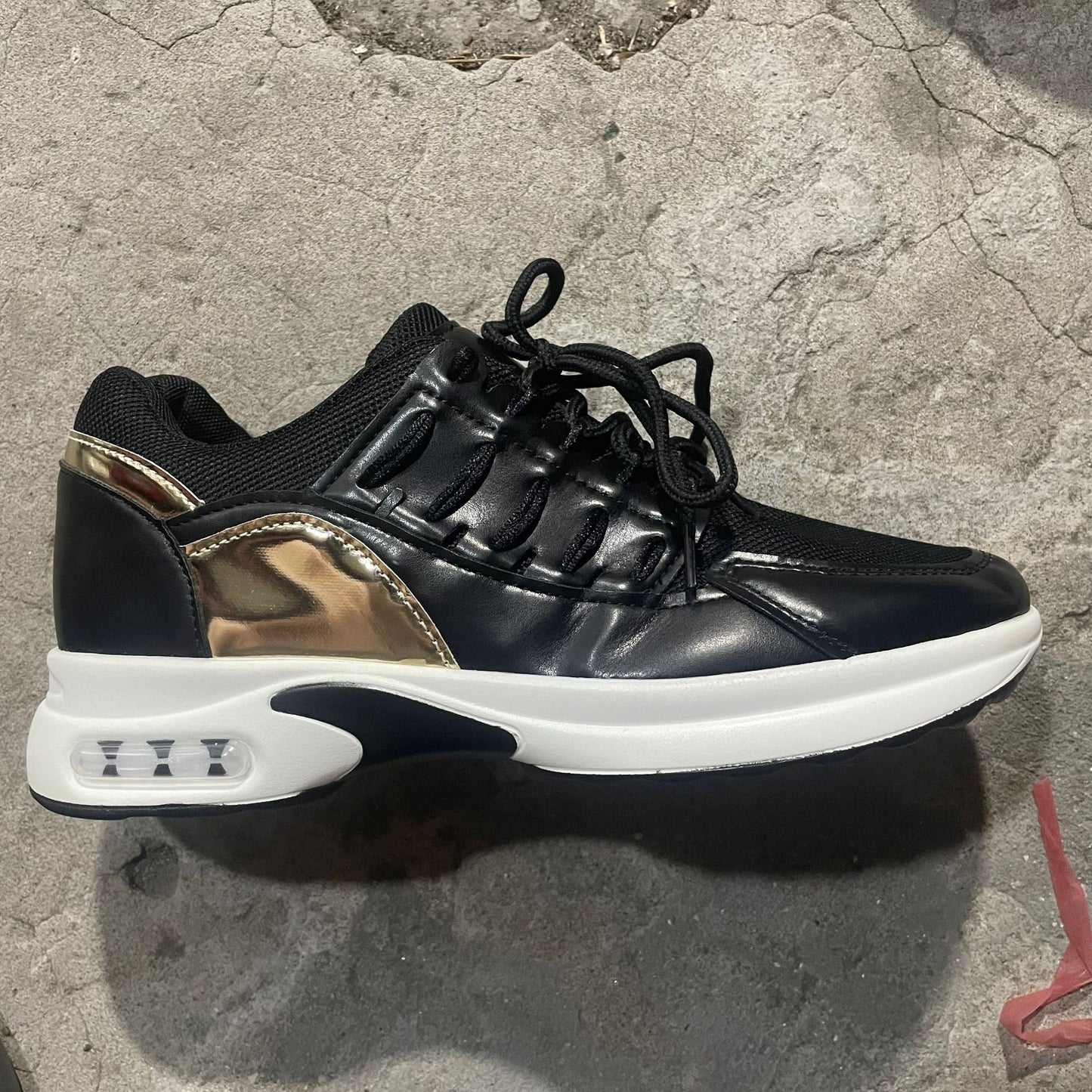 Chique Orthopedische Sneakers met Uniek Ontwerp