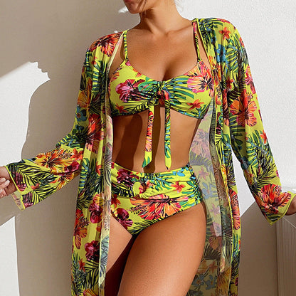 LD | Bikini met bloemenprint en overlay
