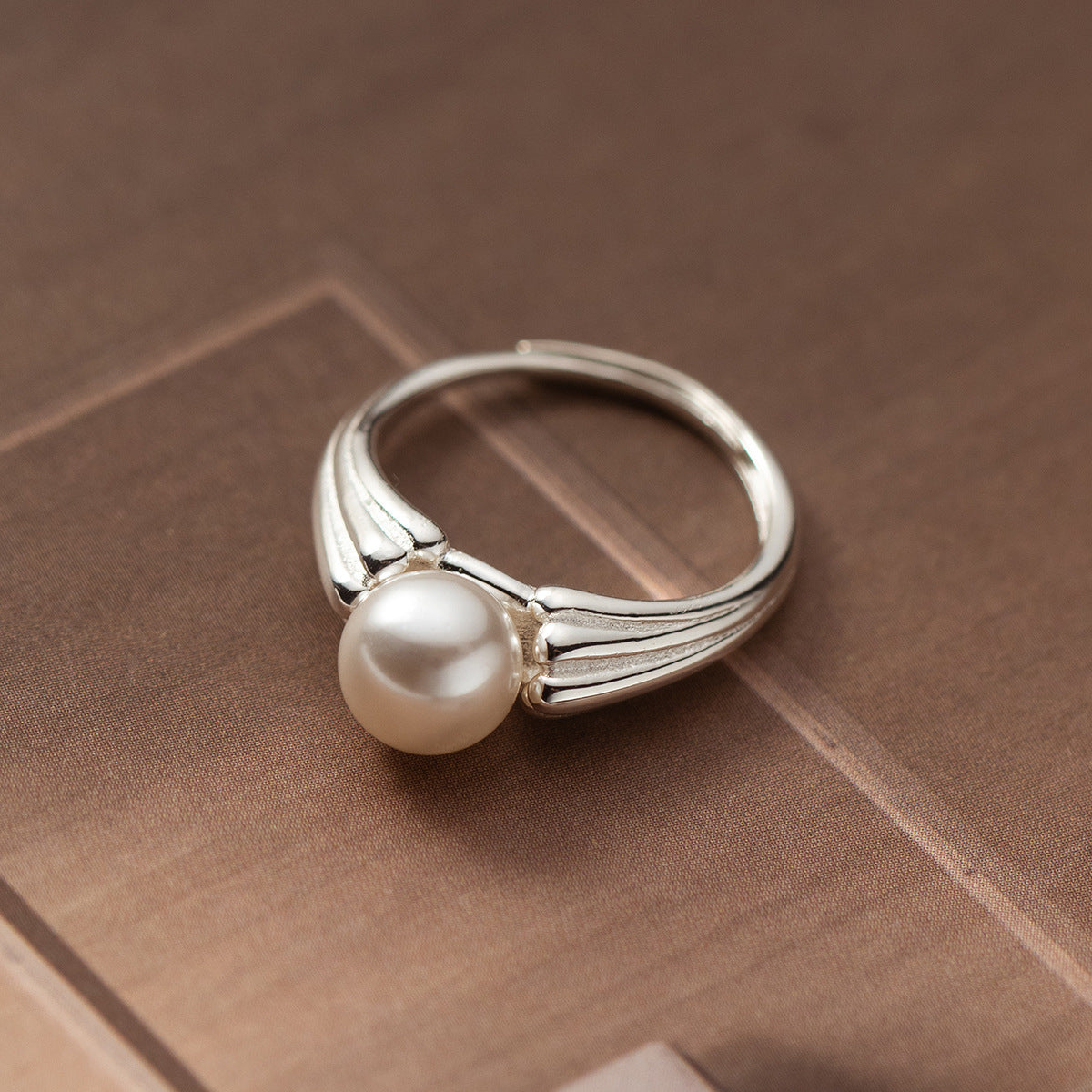 Prachtige Parel Ring met unieke stijl