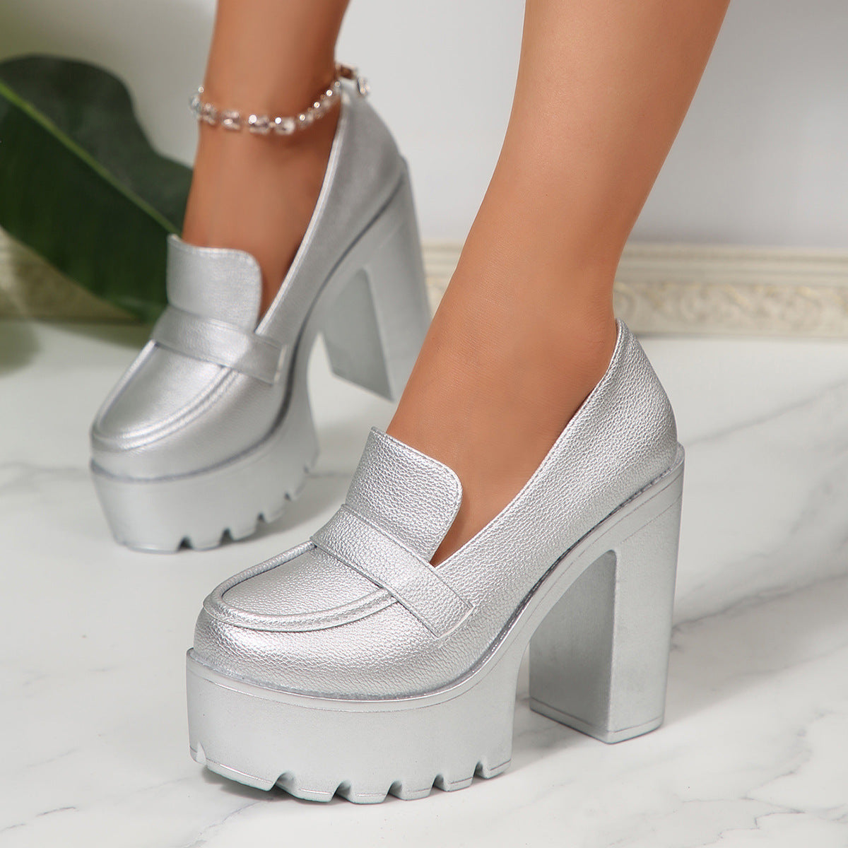 Klassieke Orthopedische Hakken met Tijdloze Stijl