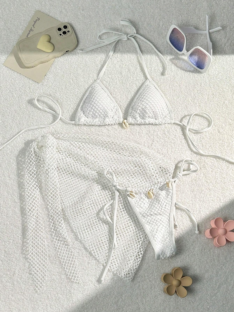 Finely Styled Top with a Classic Vintage Look