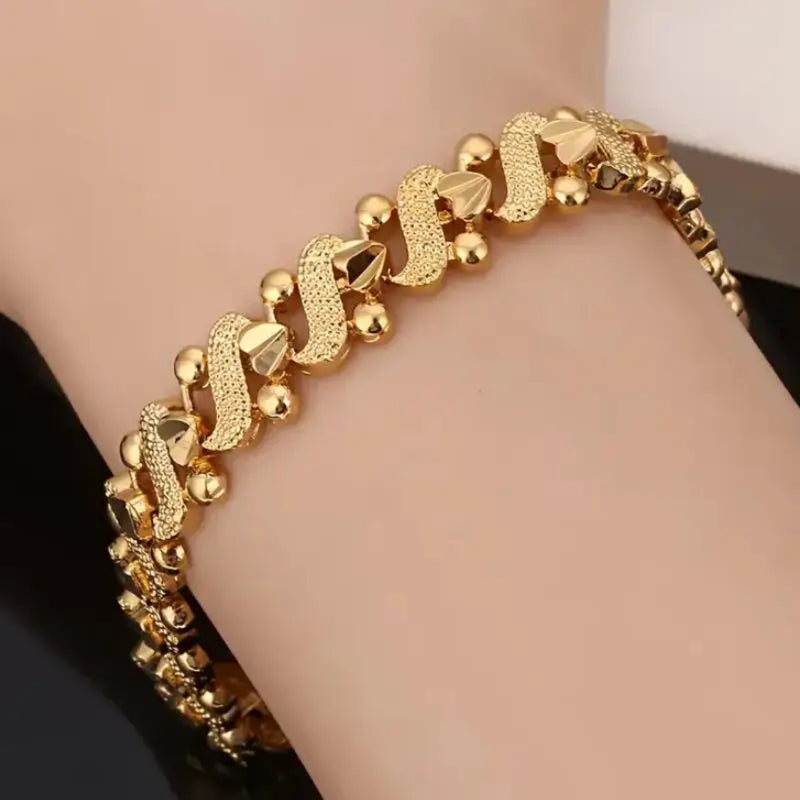 Charmante Gouden Armband voor elke gelegenheid