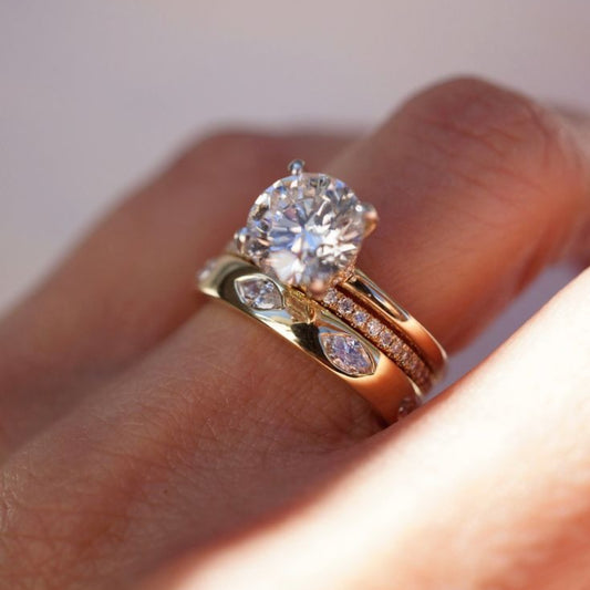 Vintage White Glass Drop Gold Ring Set