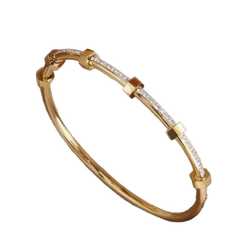 Klassieke Gouden Armband met tijdloze uitstraling