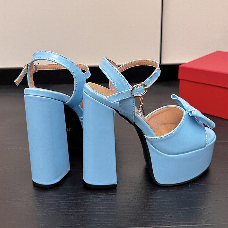 Classic Orthopedic Sandals with Timeless Style