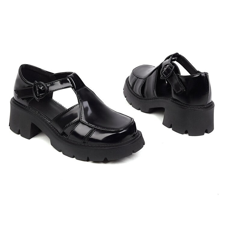 Chic Orthopedic Sandals with Unique Design