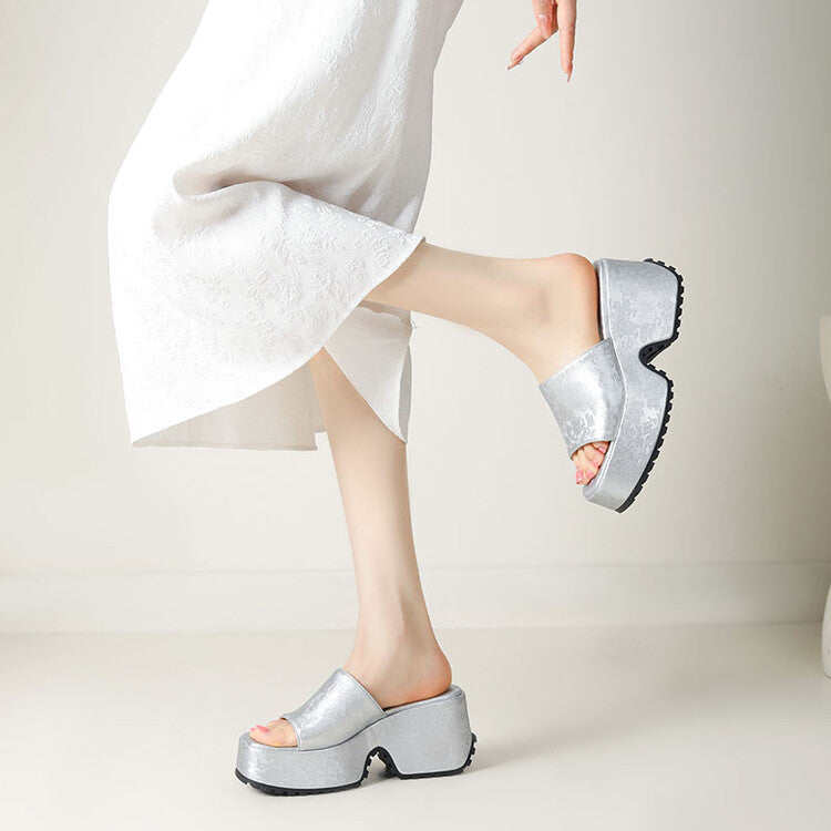 Beautifully Crafted Orthopedic Sandals