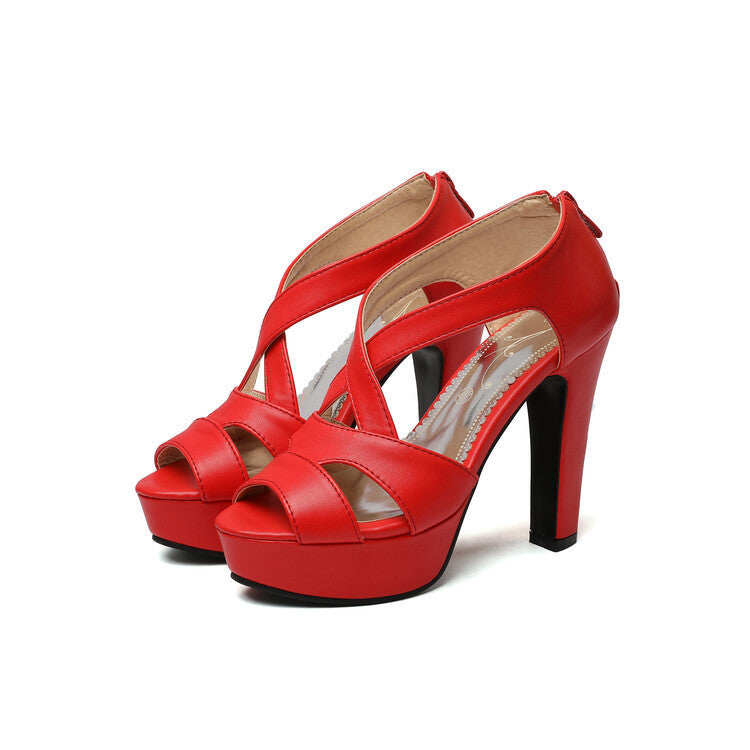 Graceful Orthopedic Sandals for Modern Look