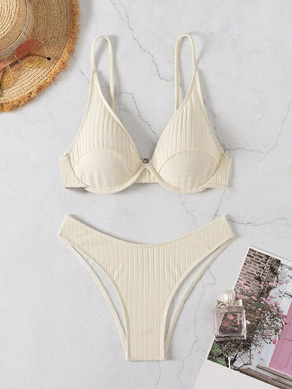 Classic Vintage Top with a Flattering Fit