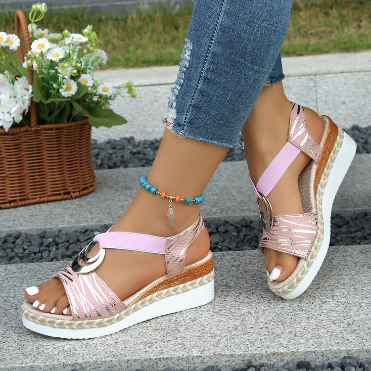 Chic Orthopedic Sandals with Unique Design