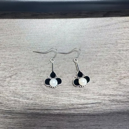 Prachtige Parel Oorbel met unieke stijl