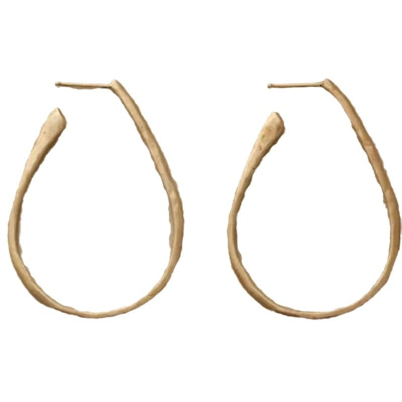 Schitterende Gouden Oorbel voor dagelijks gebruik