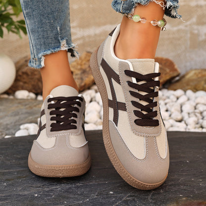 Chique Orthopedische Sneakers met Uniek Ontwerp