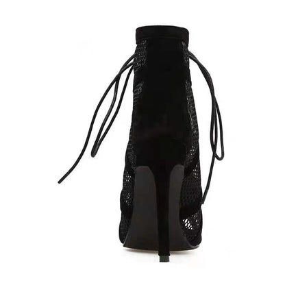 Chique Orthopedische Hakken met Uniek Ontwerp