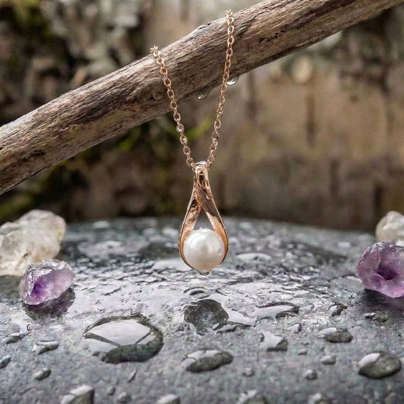 Pearl Drop Rose Gold Necklace