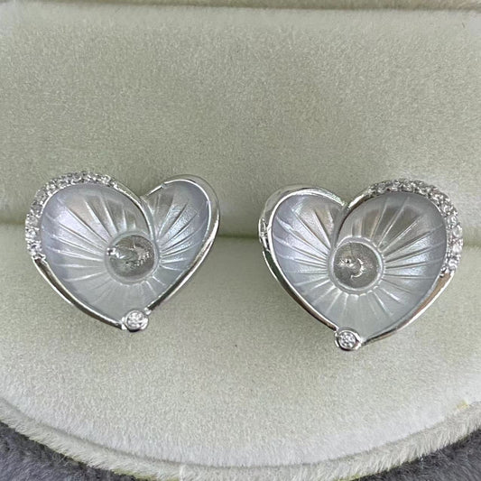 Romantic Daisy Heart Earrings