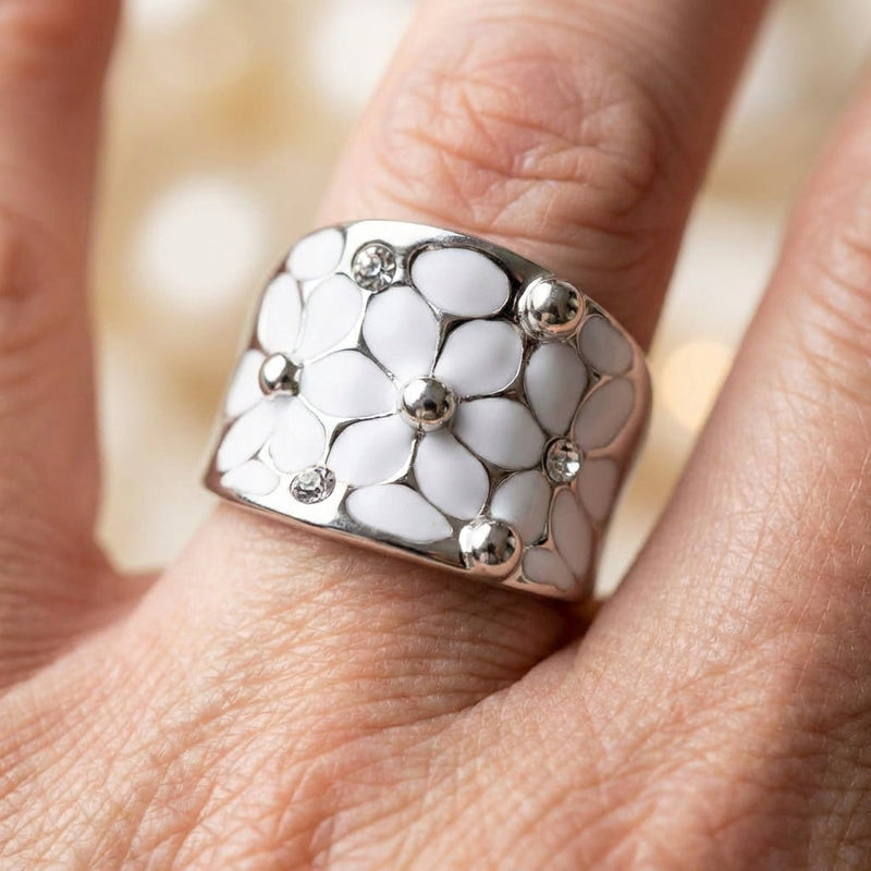 Romantic Flower Ring