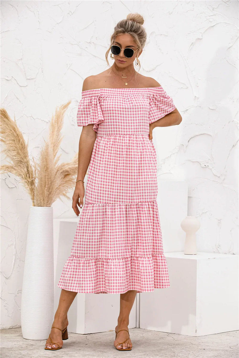 Sophisticated Dress with a Clean Classic Look