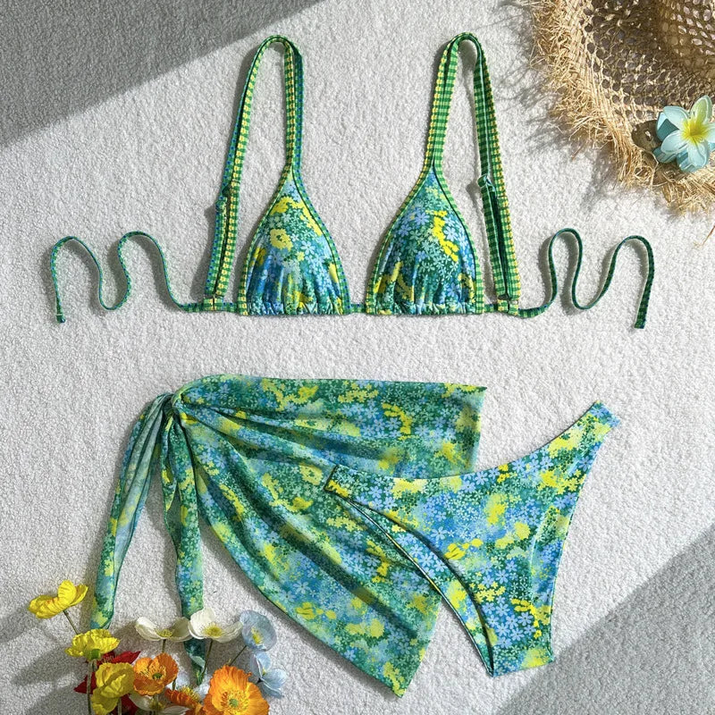 Subtly Elegant Bathing Suit with a Refined Vintage Look