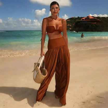 Effortlessly Elegant Bathing Suit with a Timeless Design