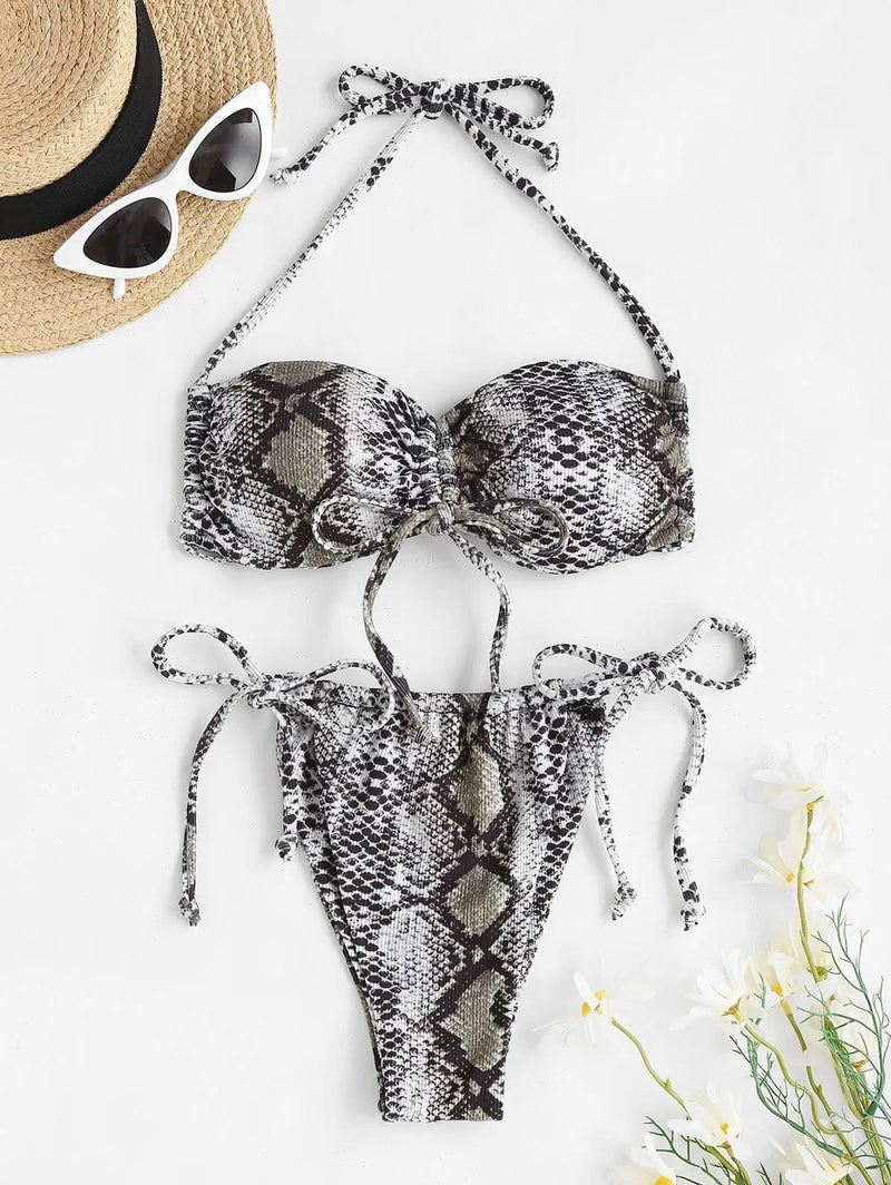 Emelina® | Effortless and Bikinis