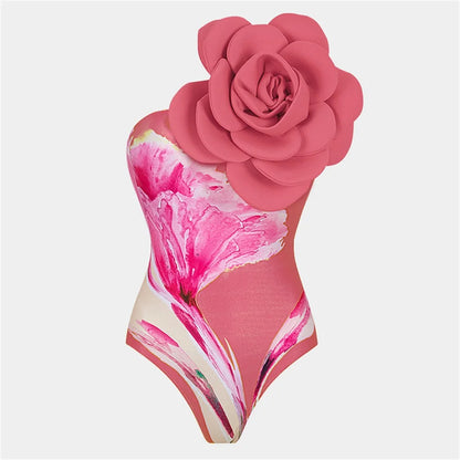 Effortlessly Elegant Bathing Suit with a Timeless Design