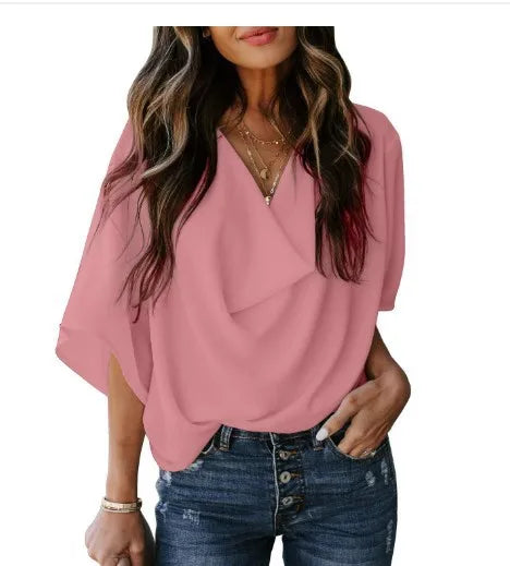 Casually Elegant Shirt with a Refined Edge