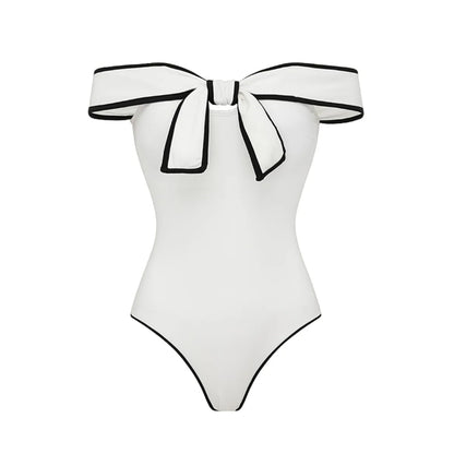 Effortlessly Elegant Bikini with a Timeless Design