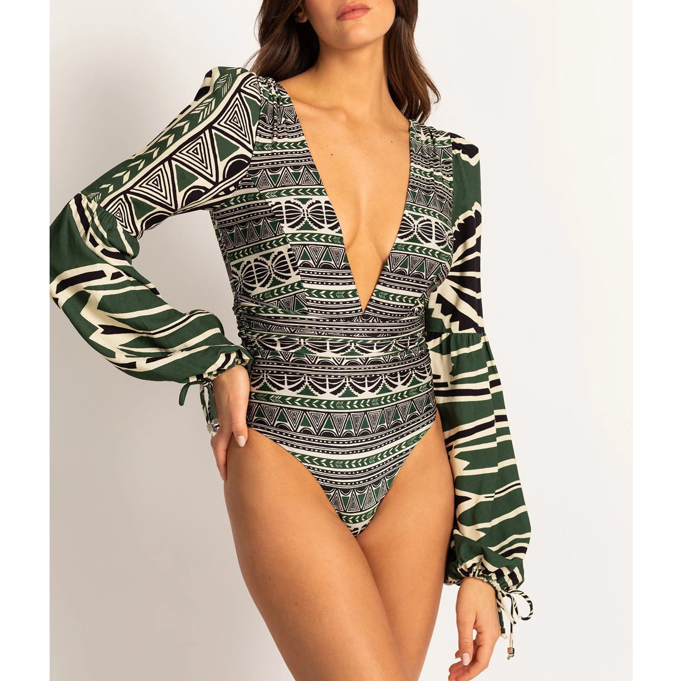 Effortlessly Elegant Bathing Suit with a Timeless Design