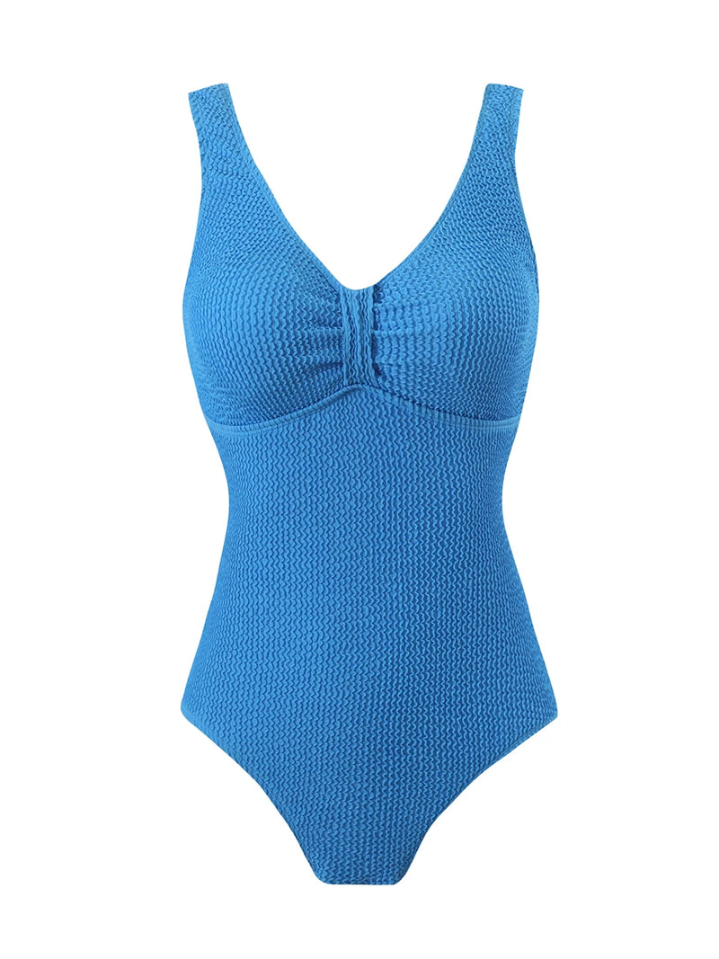 Finely Styled Monokini with a Classic Vintage Look