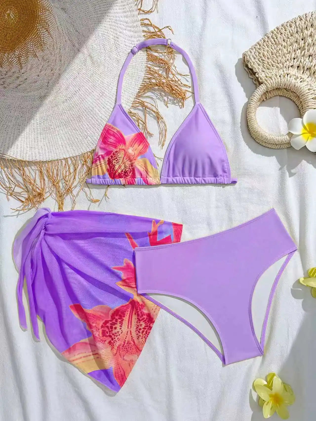 Casually Elegant Bikini with a Refined Edge