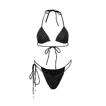 Effortlessly Elegant Bikini with a Timeless Design