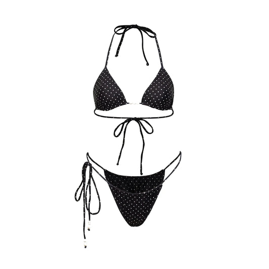 Effortlessly Elegant Bikini with a Timeless Design