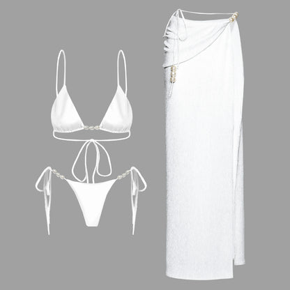Effortlessly Elegant Bikini with a Timeless Design