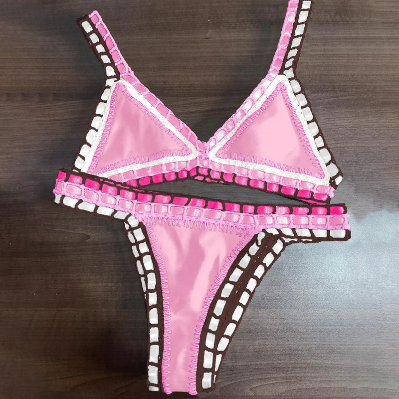Effortlessly Elegant Bikini with a Timeless Design