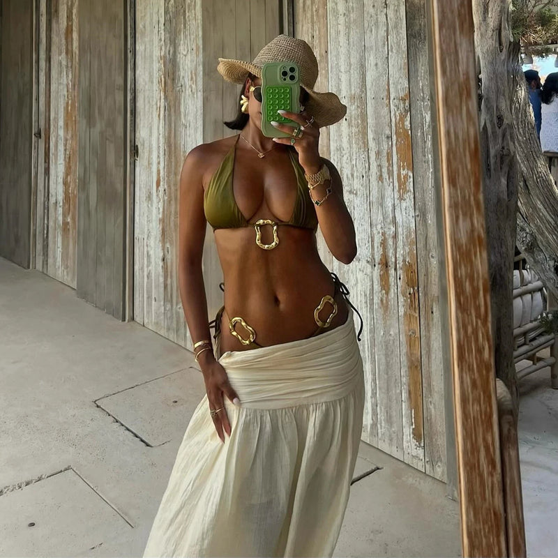 Effortlessly Elegant Bikini with a Timeless Design