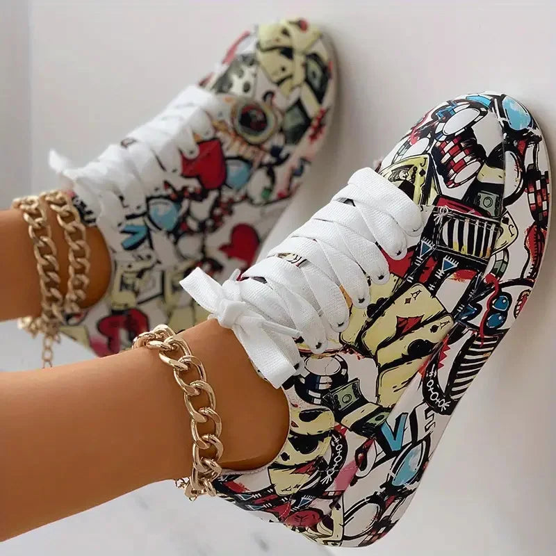 LD | hoge sneakers met graffitiprint