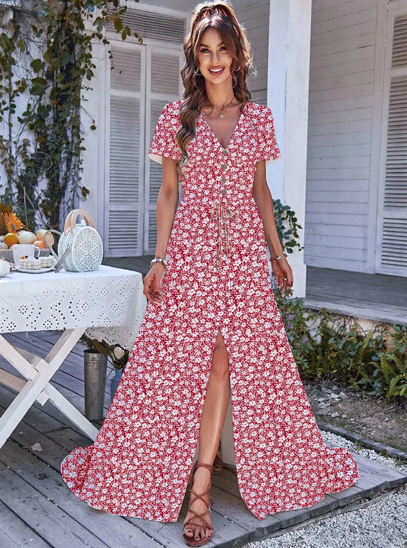 Beautifully Finished Dress in a Timeless Design