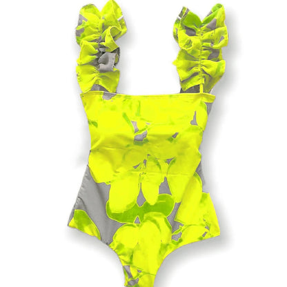 Effortlessly Elegant Bathing Suit with a Timeless Design