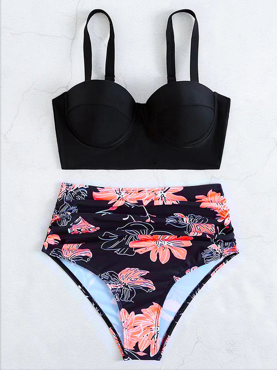 Effortlessly Elegant Bathing Suit with a Timeless Design