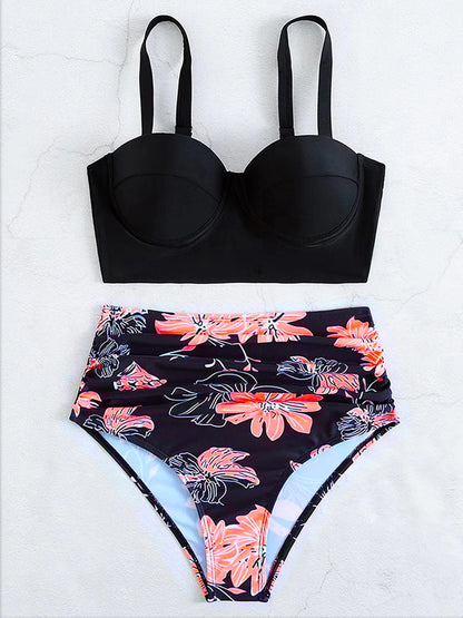 Effortlessly Elegant Bathing Suit with a Timeless Design