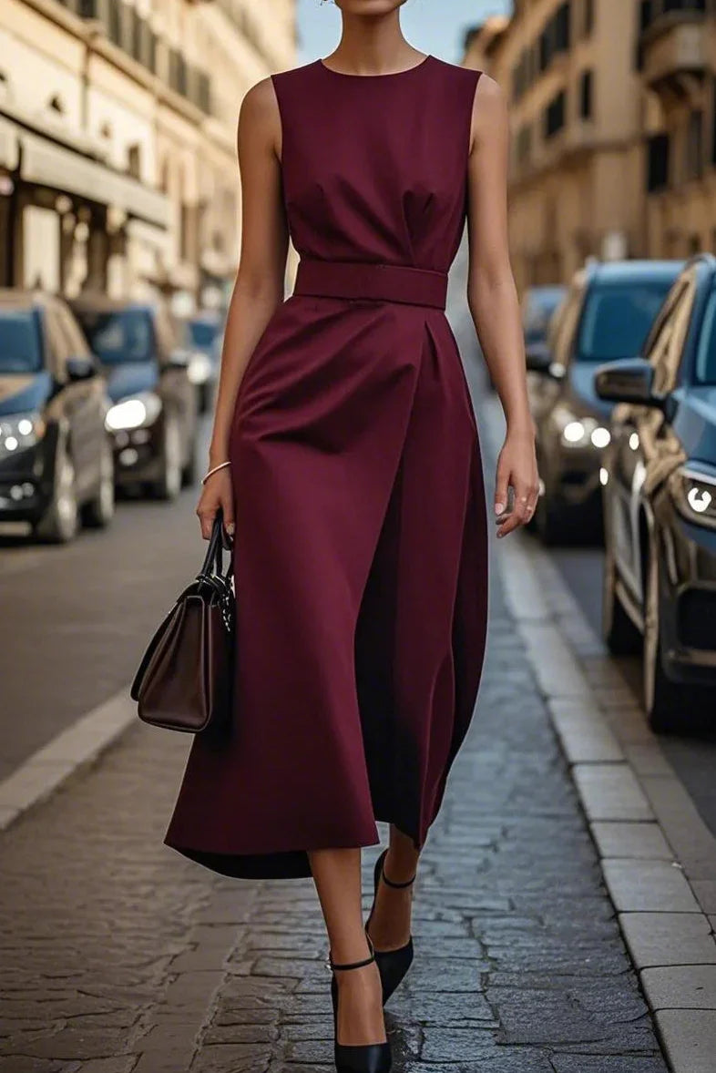 Effortlessly Elegant Dress with a Timeless Design