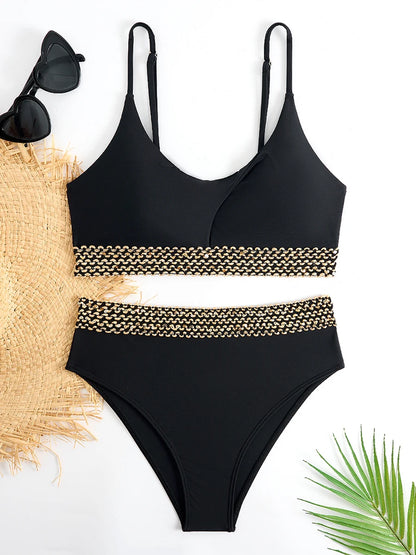 Casually Elegant Bikini with a Refined Edge