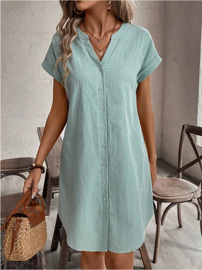 Well Tailored Dress with a Graceful Silhouette