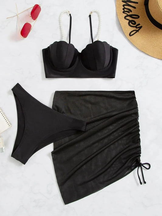 Casually Elegant Bikini with a Refined Edge