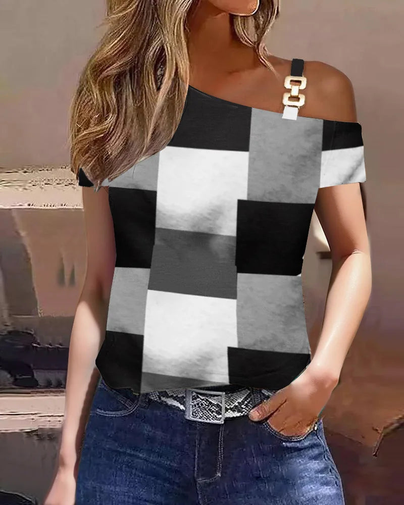 Beautifully Finished Shirt in a Timeless Design