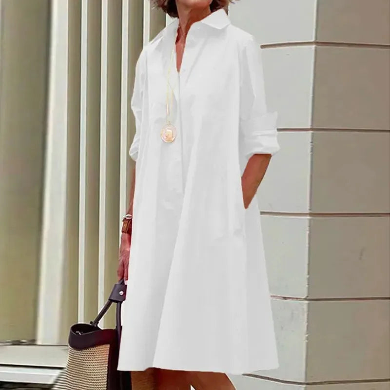 Classic Vintage Dress with a Flattering Fit