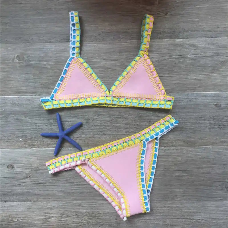 Effortlessly Elegant Bikini with a Timeless Design